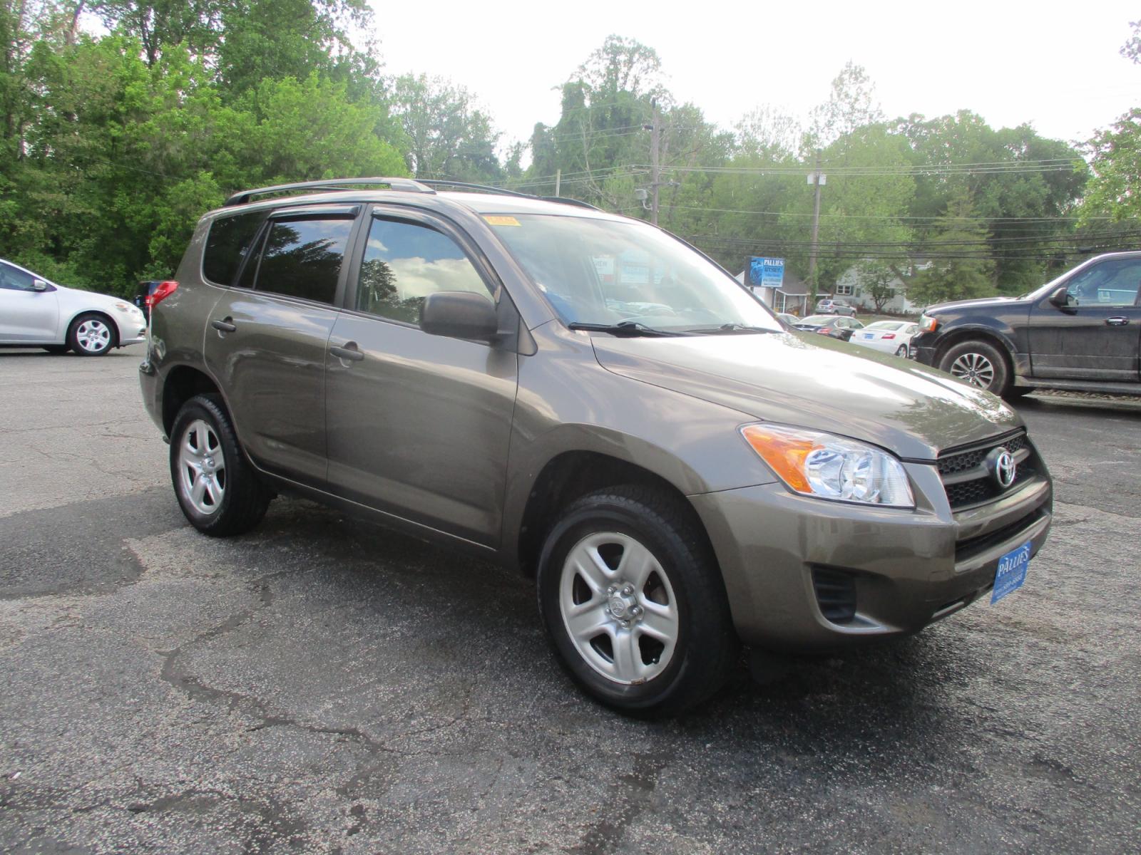 2011 GRAY /tan Toyota RAV4 Base I4 4WD with 3rd Row (2T3JF4DV5BW) with an 2.4L L4 DOHC 16V engine, 4-Speed Automatic transmission, located at 540a Delsea Drive, Sewell, NJ, 08080, (856) 589-6888, 39.752560, -75.111206 - Photo #8